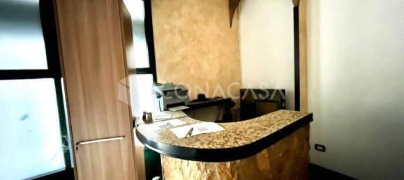 Коммерческая недвижимость с 1 комнатой в Болонья, Италия № 339232 5