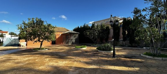 4 Schlafzimmer Haus in Lepe, Spain, Nr. 293690 10