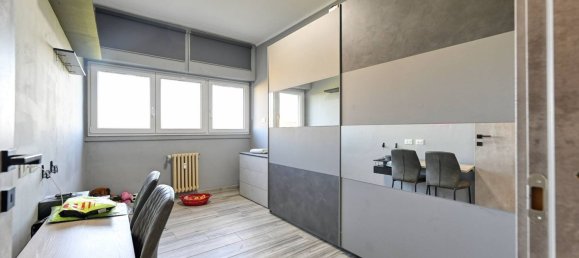 4 Schlafzimmer Wohnung in San Donato Milanese, Italy, Nr. 357771 15