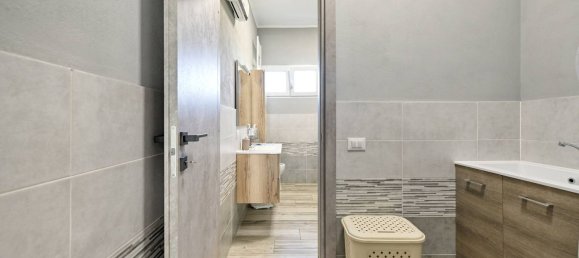 4 Schlafzimmer Wohnung in San Donato Milanese, Italy, Nr. 357771 20