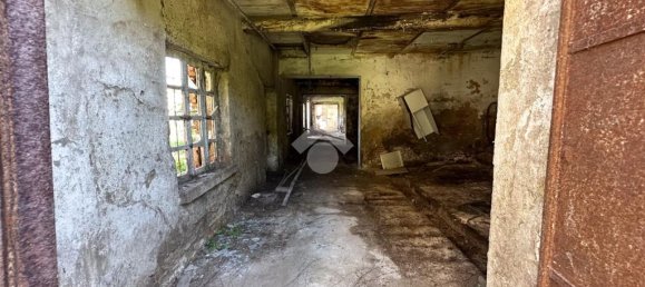 15غرفة قطعة أرض في Muggiò, Italy رقم 91741 8