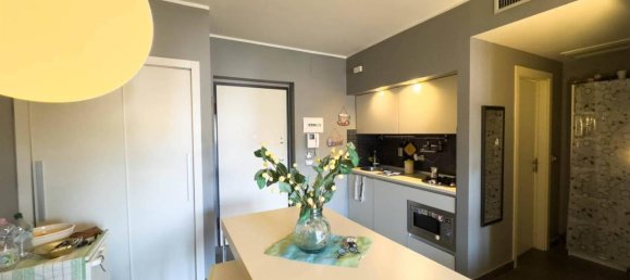 2 rooms Apartment in Cosenza, Italy No. 41283 4