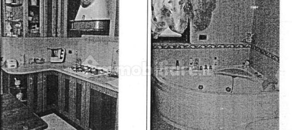 5 rooms Apartment in Catanzaro, Italy No. 184745 7