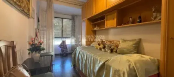 4 bedrooms Apartment in Valencia, Spain No. 137204 3