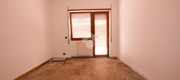 3 Schlafzimmer Wohnung in Rome, Italy, Nr. 324711 28