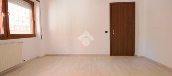 3 Schlafzimmer Wohnung in Rome, Italy, Nr. 324711 19