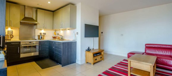 Apartamento T3 em London, United Kingdom N.º 10498 4