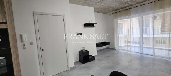 3 chambres Appartement à Sannat, Malta No. 6021 2