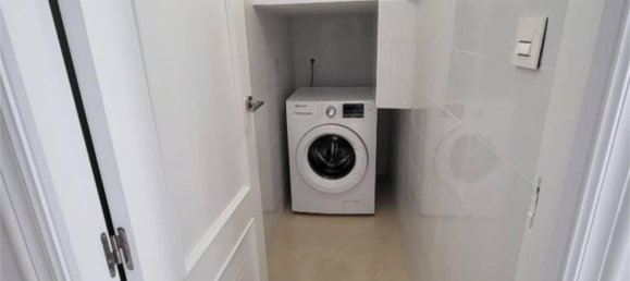 Apartamento de 3 dormitorios en Alicante, Spain No. 166840 8