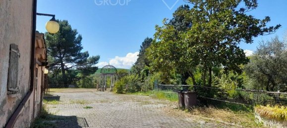 10 غرف نوم منزل في Marsciano, Italy رقم 150919 14