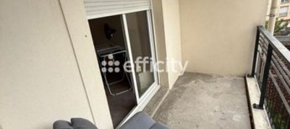 3 bedrooms Apartment in Creil, France No. 306052 2