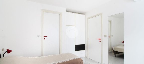 3 rooms Apartment in San Benedetto del Tronto, Italy No. 117148 16