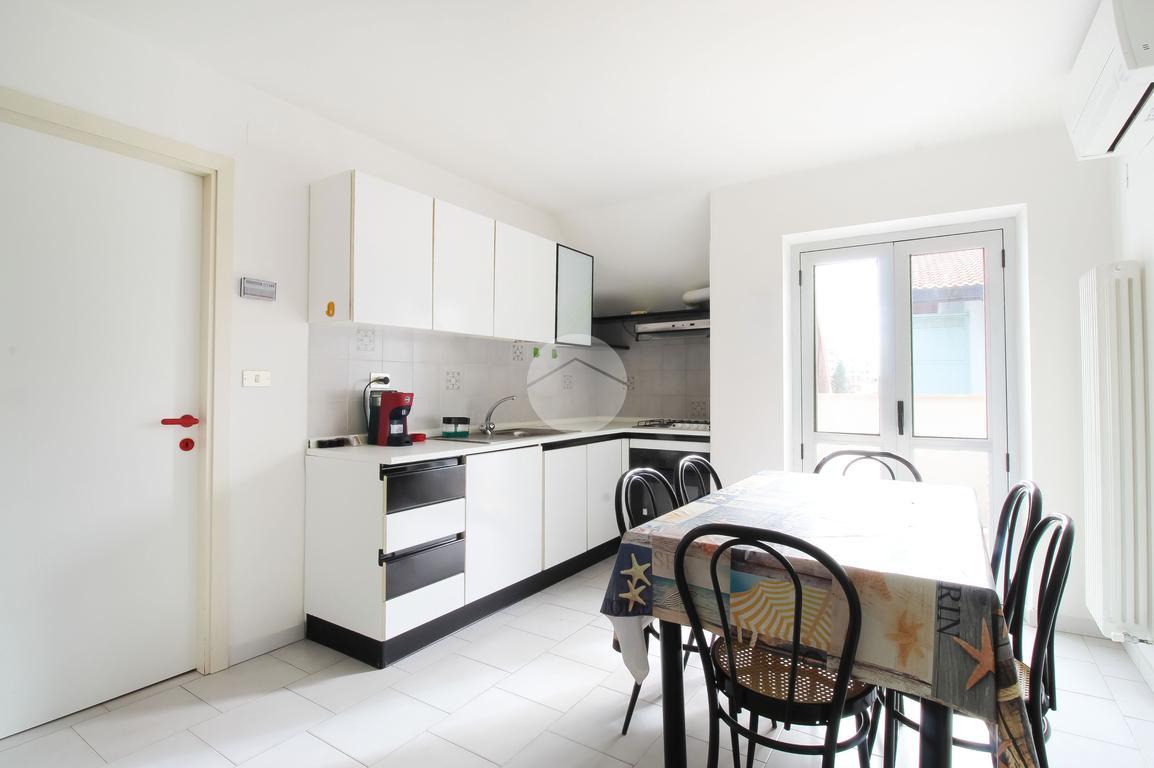 3 rooms Apartment in San Benedetto del Tronto, Italy No. 117148