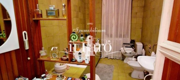 Casa de 7 habitaciónes en Campi Bisenzio, Italy No. 91015 47