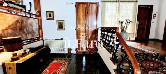 Casa de 7 habitaciónes en Campi Bisenzio, Italy No. 91015 7