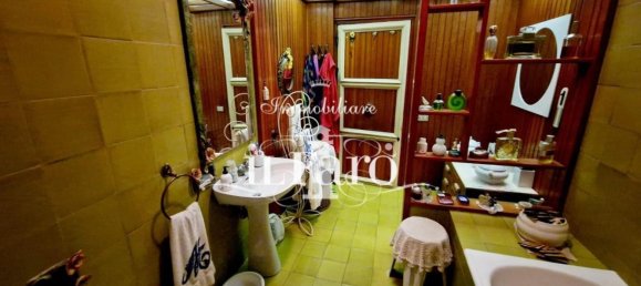 Casa de 7 habitaciónes en Campi Bisenzio, Italy No. 91015 41