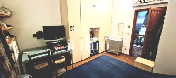 Casa de 7 habitaciónes en Campi Bisenzio, Italy No. 91015 38