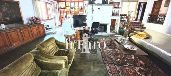 Casa de 7 habitaciónes en Campi Bisenzio, Italy No. 91015 8