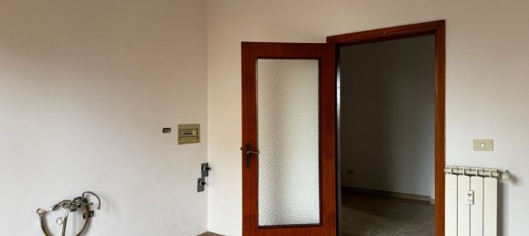 5-Zimmer Wohnung in Scandicci, Italy, Nr. 110149 11
