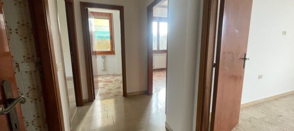 5-Zimmer Wohnung in Scandicci, Italy, Nr. 110149 9