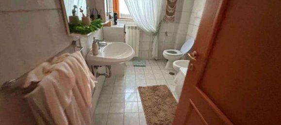 5 rooms Apartment in Fiuggi, Italy No. 210640 8