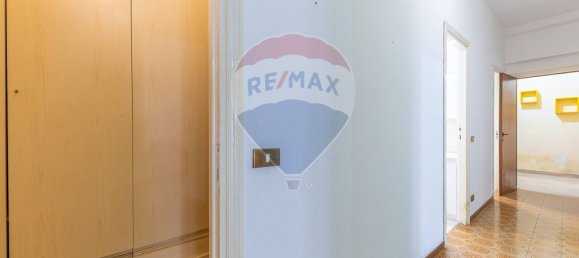 Квартира с 2 спальнями в Рим, Италия № 380048 11