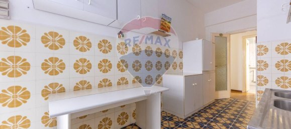 Квартира с 2 спальнями в Рим, Италия № 380048 18