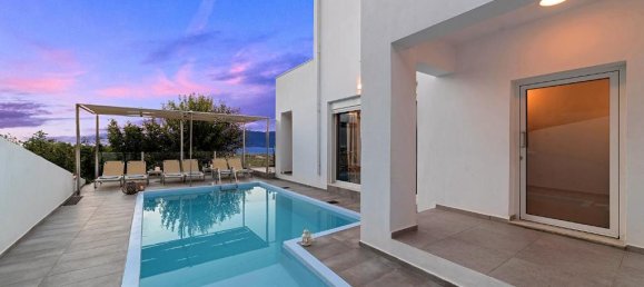 3 bedrooms Commercial property in Chania, Greece No. 97 8