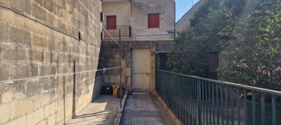 3 Schlafzimmer Haus in Maglie, Italy, Nr. 359206 15