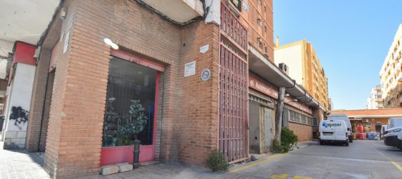 Склад 1726м² в Валенсия, Испания № 187520 3