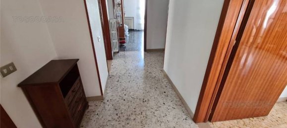 6 rooms Apartment in Fucecchio, Italy No. 114572 6