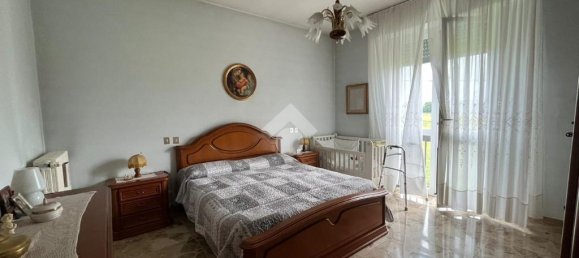 Apartamento de 2 dormitorios en Verdello, Italy No. 287062 12