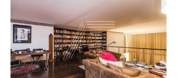 3 bedrooms Duplex in Lisbon, Portugal No. 106952 14