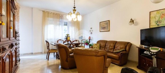 3 rooms Apartment in Cesano Boscone, Italy No. 163473 9