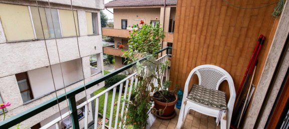 3 rooms Apartment in Cesano Boscone, Italy No. 163473 12