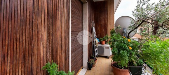 3 rooms Apartment in Cesano Boscone, Italy No. 163473 2