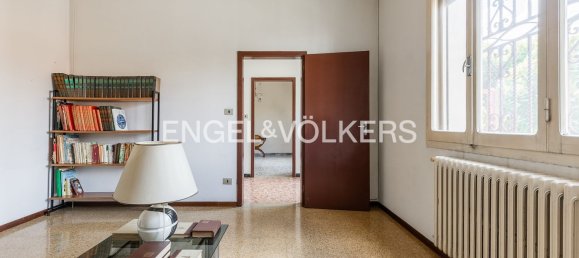 8 rooms Villa in Cento, Italy No. 309392 14
