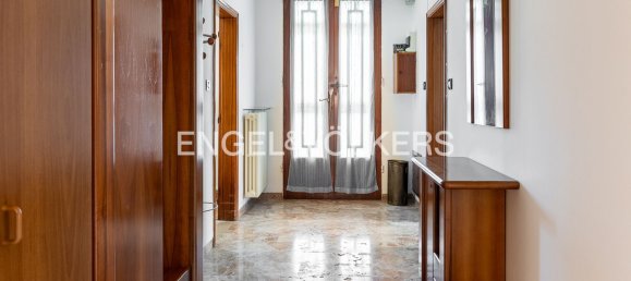 8 rooms Villa in Cento, Italy No. 309392 5
