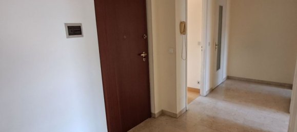 3 bedrooms Apartment in Turin, Italy No. 334757 9