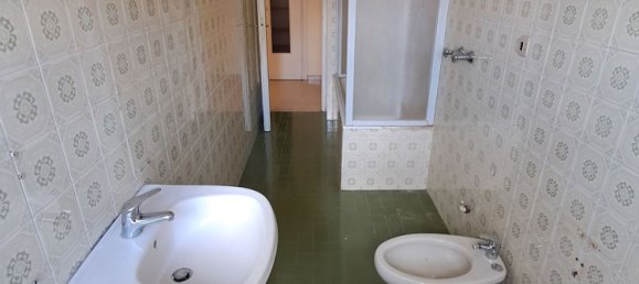 3 bedrooms Apartment in Turin, Italy No. 334757 42