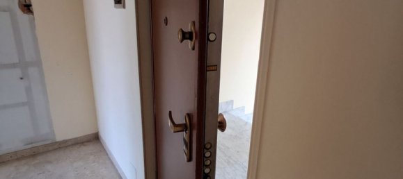 3 bedrooms Apartment in Turin, Italy No. 334757 22