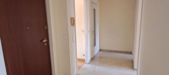 3 bedrooms Apartment in Turin, Italy No. 334757 8