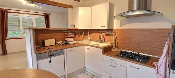 2 bedrooms House in Epernon, France No. 40803 5