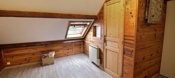 2 bedrooms House in Epernon, France No. 40803 4