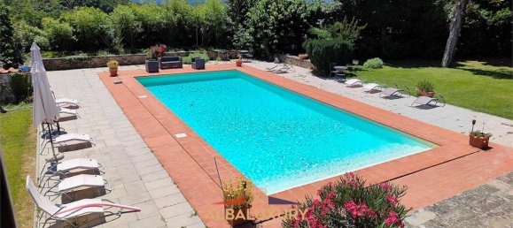 Villa de 9 dormitorios en Scarperia e San Piero, Italy No. 731 3