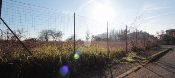 1070m² Land in Manerbio, Italy No. 177309 2