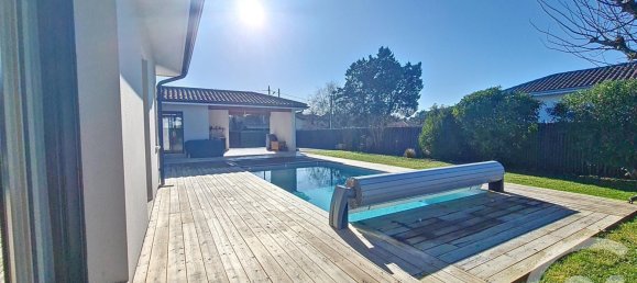 3 bedrooms House in Biganos, France No. 96586 10