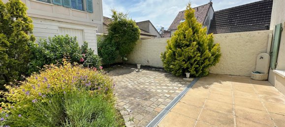 4 bedrooms House in Anet, France No. 271019 13