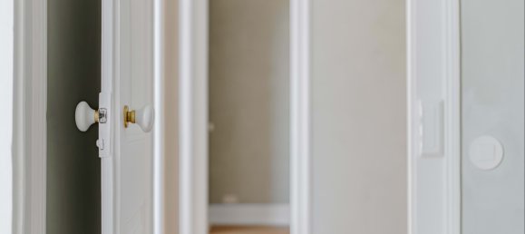 3 bedrooms Apartment in Lisbon, Portugal No. 128170 4