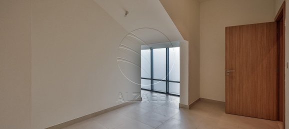 6 bedrooms Villa in Yas Island, UAE No. 29847 24